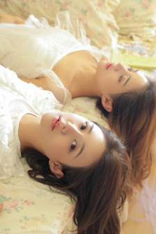 《年轻的寡妇》中文字幕